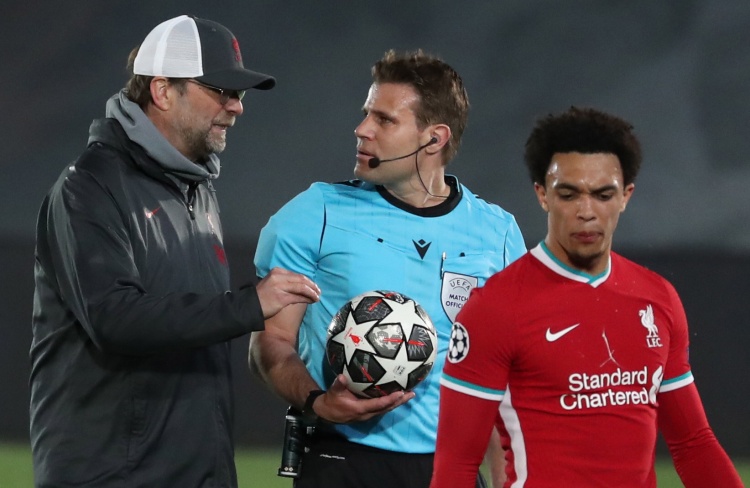 哈登：纽约是体育之城&有最好的球迷，这里有最好的夜店，战胜尼克斯不容易