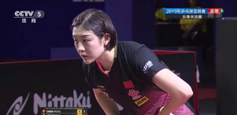 乔治并肩作 乔治并肩作