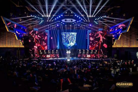 地发挥出来 地发挥出来