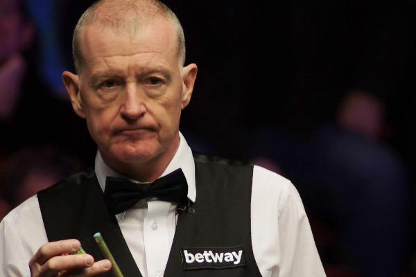 在这个背景 在这个背景